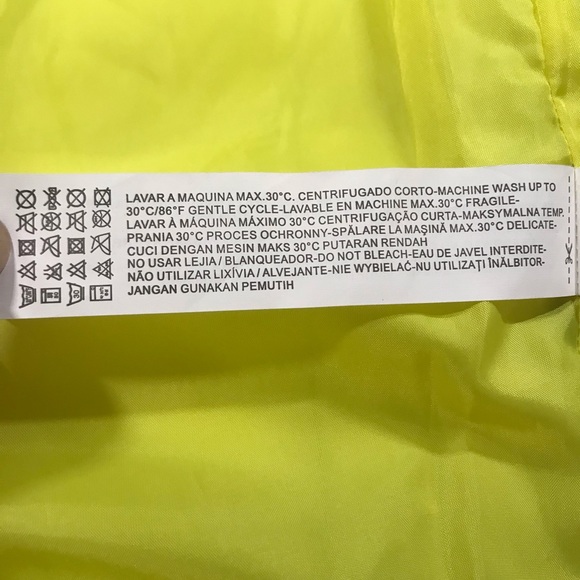 Boys' puffer vest - Picture 11 of 11